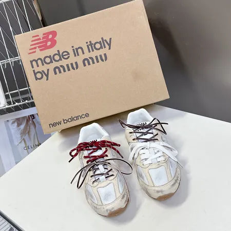 ミュウミュウ スニーカー