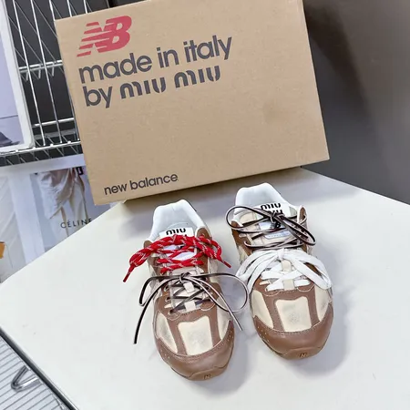 ミュウミュウ スニーカー