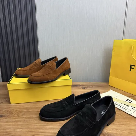 フェンディ ビジネスシューズ
