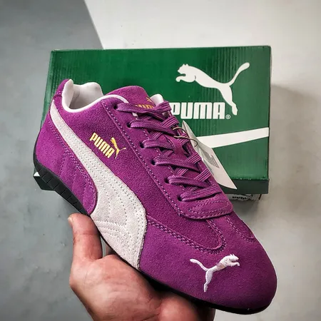 プーマ スニーカー