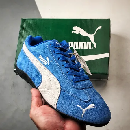 プーマ スニーカー