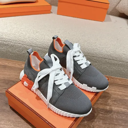 エルメス スニーカー