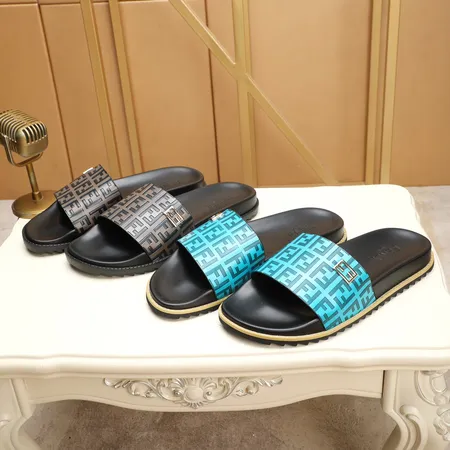 フェンディ スリッパ