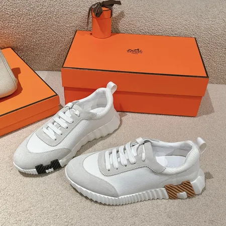 エルメス スニーカー