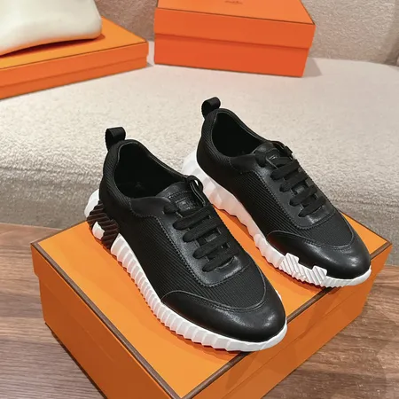 エルメス スニーカー