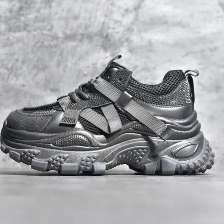 バレンシアガ スニーカー