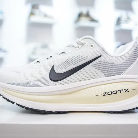 ナイキ スニーカー