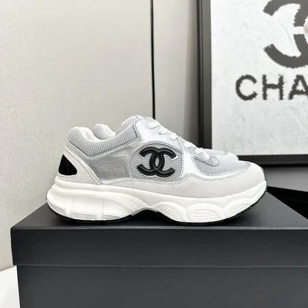シャネル スニーカー