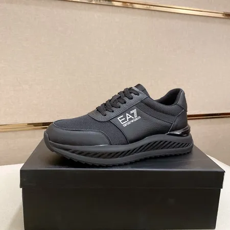 アルマーニ スニーカー