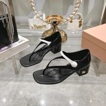 ミュウミュウ サンダル