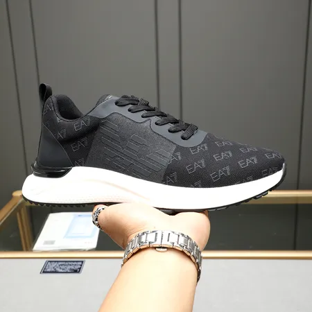 アルマーニ スニーカー