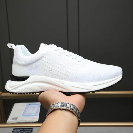 アルマーニ スニーカー