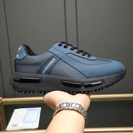 アルマーニ スニーカー