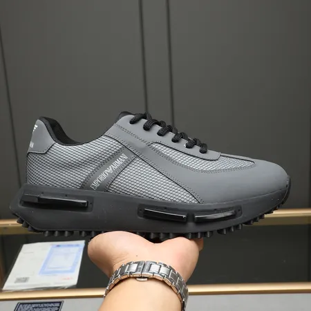 アルマーニ スニーカー