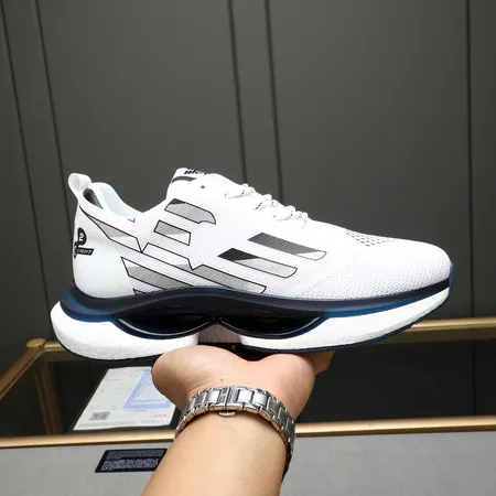 アルマーニ スニーカー