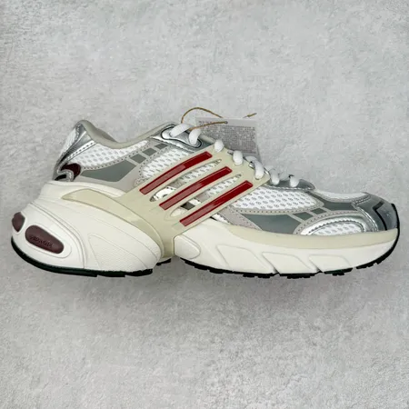 アディダス スニーカー