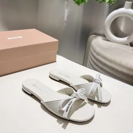 ミュウミュウ スリッパ