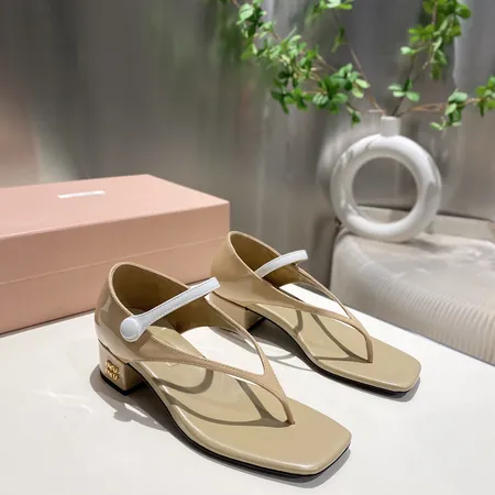 ミュウミュウ サンダル