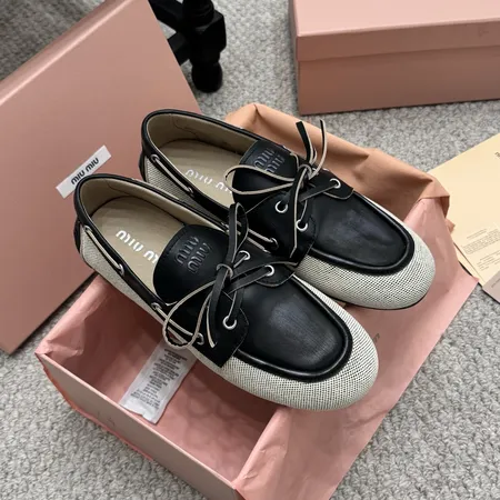 ミュウミュウ ビジネスシューズ