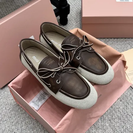 ミュウミュウ ビジネスシューズ