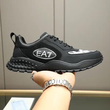 アルマーニ カジュアルシューズ