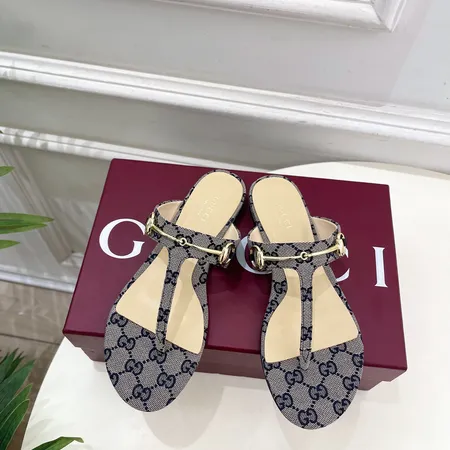 グッチ スリッパ