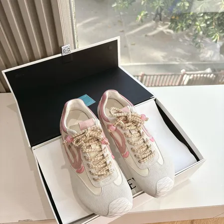 ロエベ カジュアルシューズ