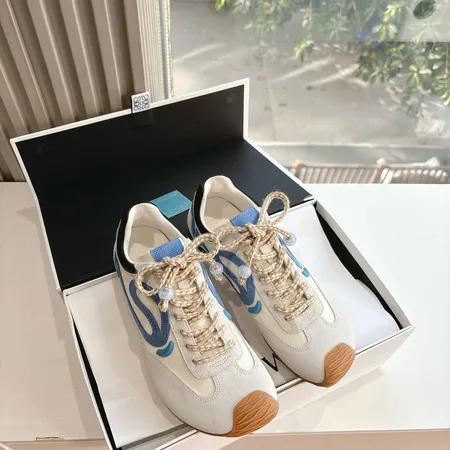 ロエベ カジュアルシューズ