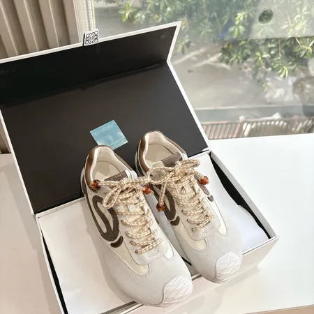 ロエベ カジュアルシューズ