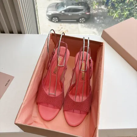 ミュウミュウ サンダル