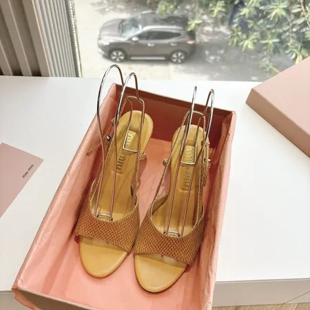 ミュウミュウ サンダル