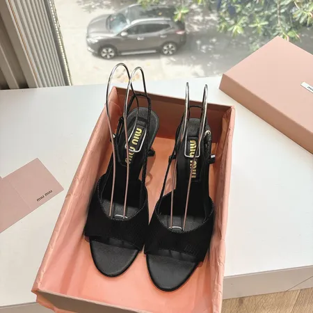 ミュウミュウ サンダル