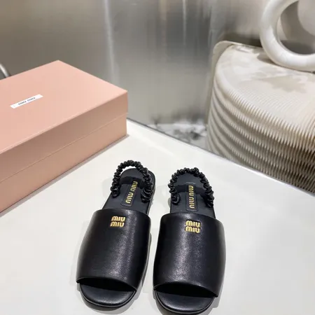 ミュウミュウ サンダル