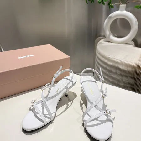 ミュウミュウ サンダル