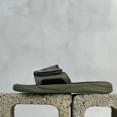 プーマ スリッパ