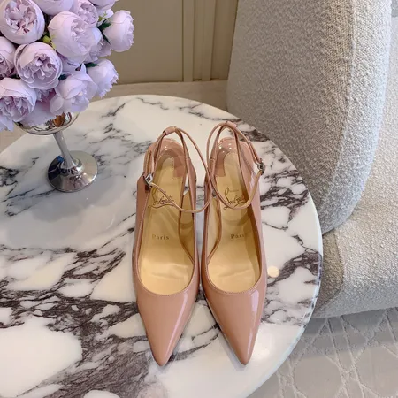 クリスチャン・ルブタン サンダル