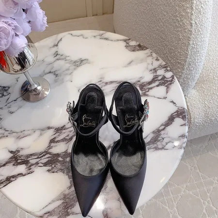 クリスチャン・ルブタン サンダル