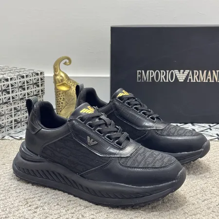 アルマーニ スニーカー