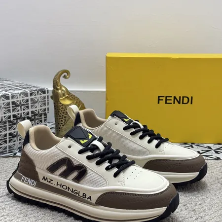 フェンディ スニーカー