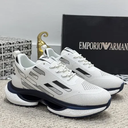 アルマーニ スニーカー