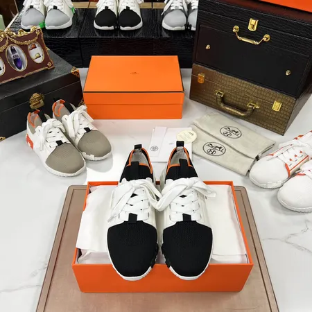 エルメス スニーカー