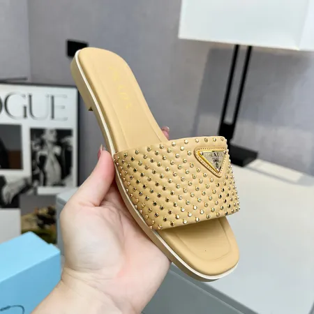 プラダ スリッパ