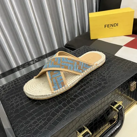 フェンディ スリッパ