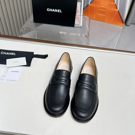 シャネル ビジネスシューズ
