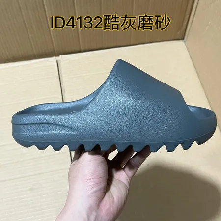 アディダス スリッパ