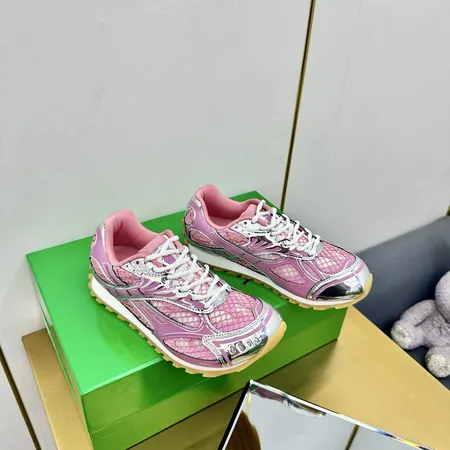 ボッテガ ヴェネタ スニーカー