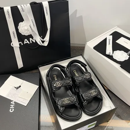 シャネル サンダル
