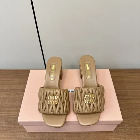 ミュウミュウ サンダル