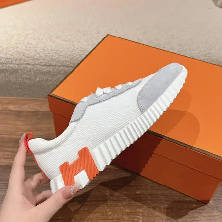 エルメス スニーカー