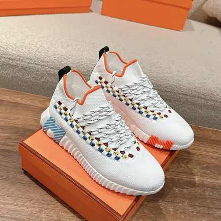 エルメス スニーカー